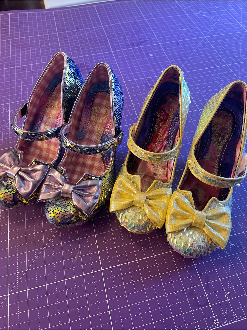 NWOB Irregular choice size 39 Nick of Time Heels